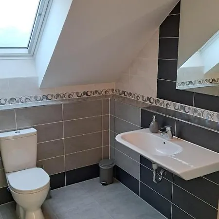 Domeček Pod Skalami, 535