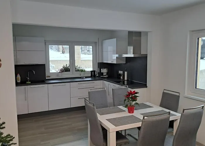 Domecek Pod Skalami, 535 Dom wakacyjny Tisá